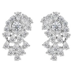 Pendientes de botón con racimo de diamantes naturales de 2,66 quilates, en tallas de pera y redonda, en oro blanco de 18 quilates
