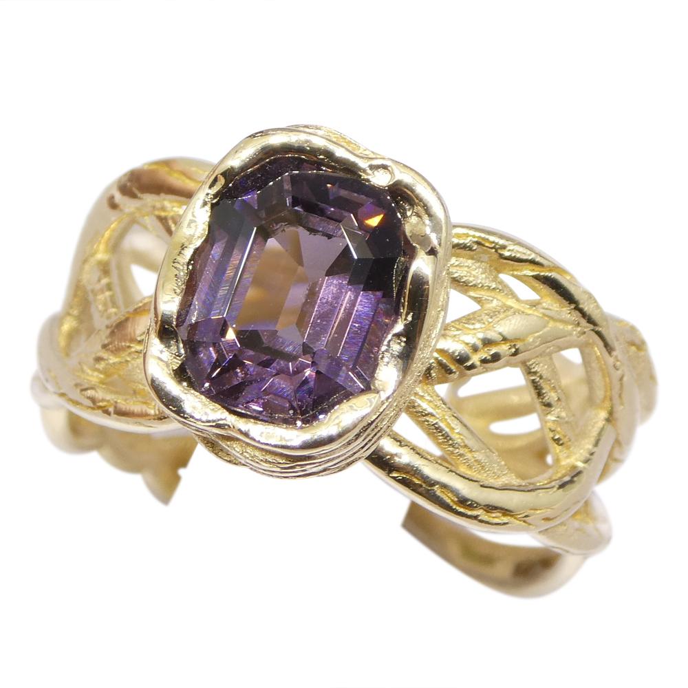 2.66ct Purple Spinel Vine Ring set in 14k Yellow Gold For Sale 8