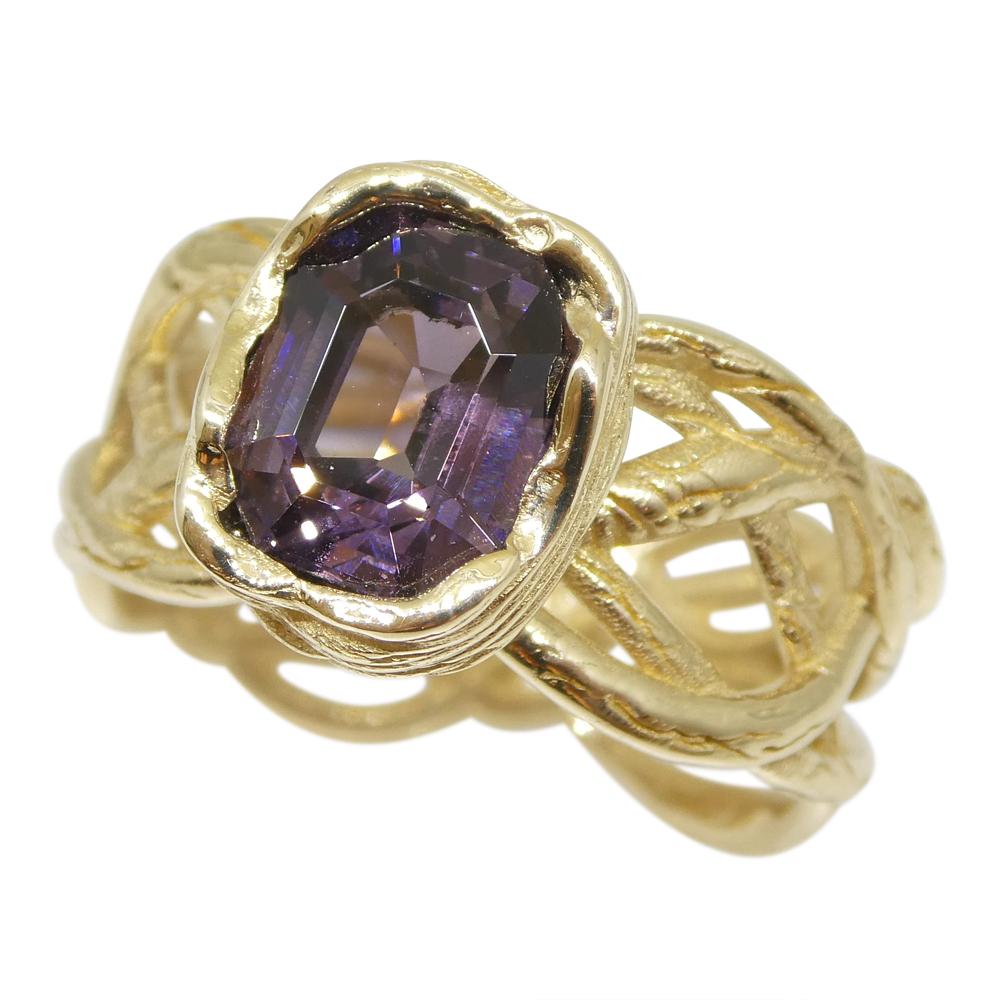Contemporary 2.66ct Purple Spinel Vine Ring set in 14k Yellow Gold For Sale