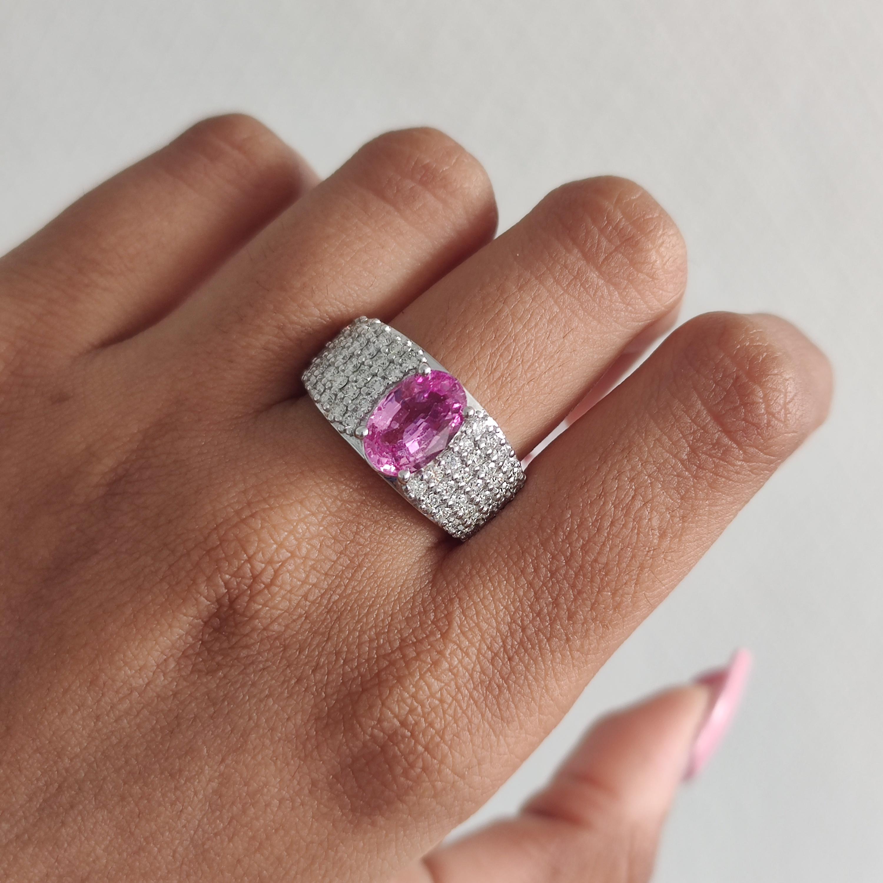 Women's or Men's GIA cert 2.67 Ct No-Heat Pink Sapphire & Diamonds studded 18K White Gold Band For Sale