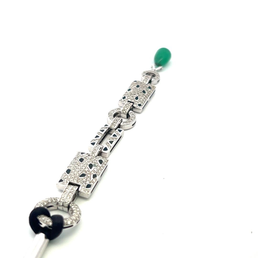 2.67 Carat Round Brilliant Diamond 12.4-8.6MM Emerald 18K WG Drop Necklace For Sale 2