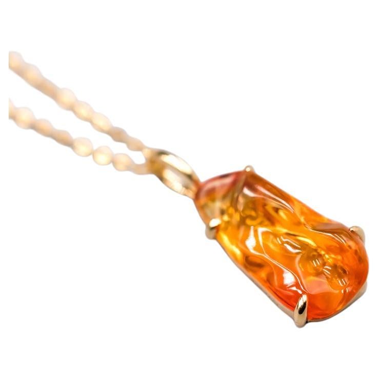 2.67 ct Mexican Fire Opal Pendant Necklace 18K Yellow Gold For Sale