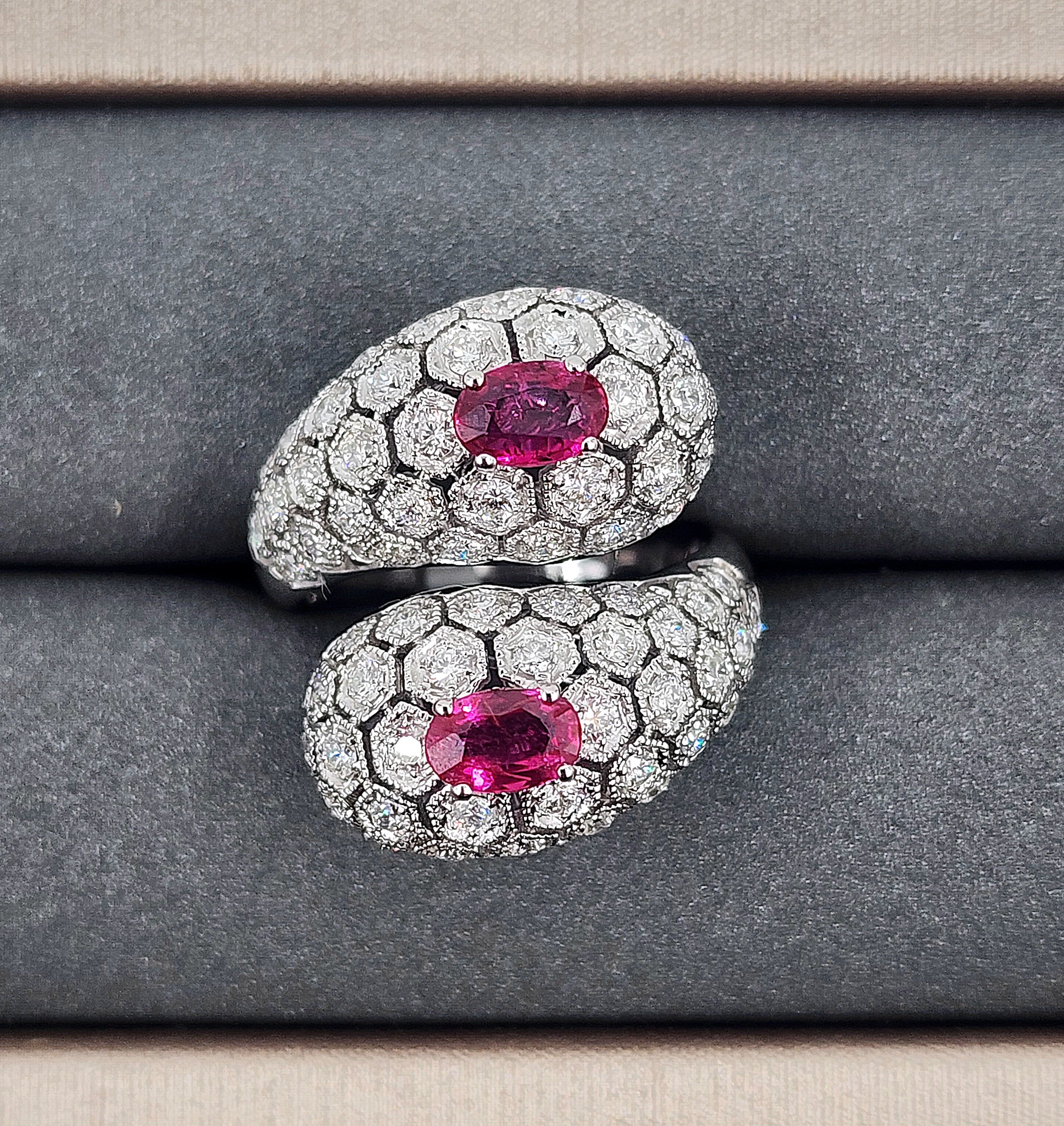 2.67 ct Natural Ruby & Diamond Cocktail Ring For Sale