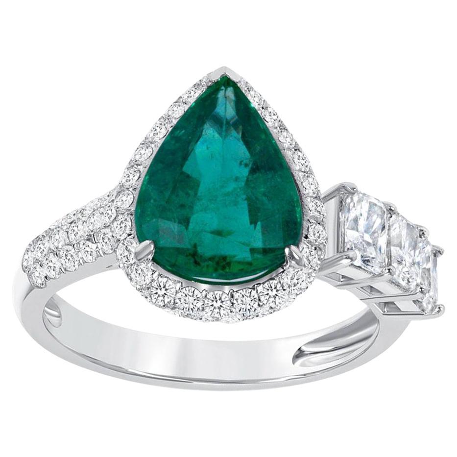 2.67 CT Zambian Emerald & 1.10 CT Diamonds in 14K White Gold Engagement Ring For Sale