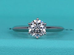 26729 Tiffany & Co 0.93ct I VS2 Round Diamond 6 Prong Platinum Engagement Ring