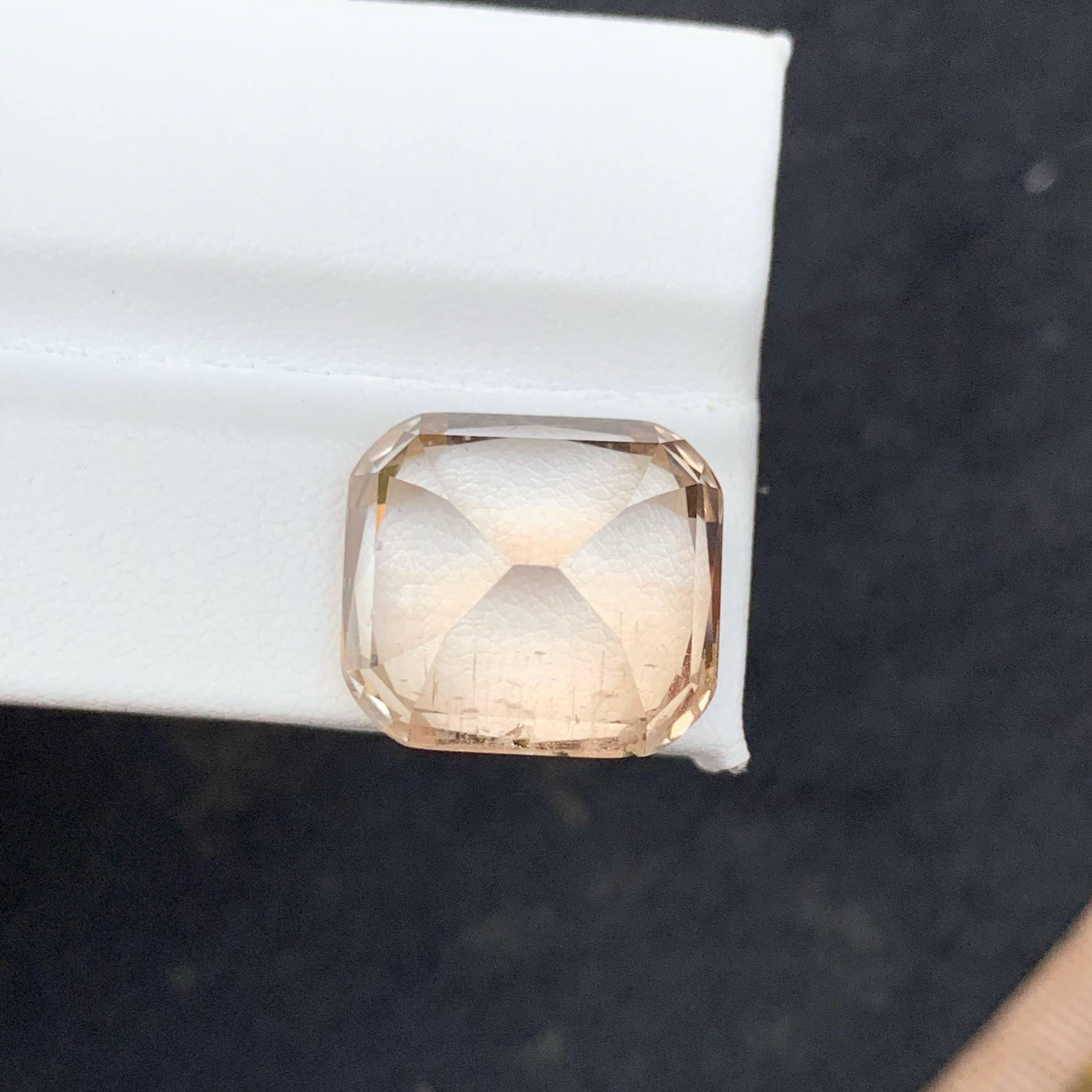 Modern 26.75 Carat Natural Loose Light Gold Topaz Stone Cushion Cut Pakistani Gemstone For Sale