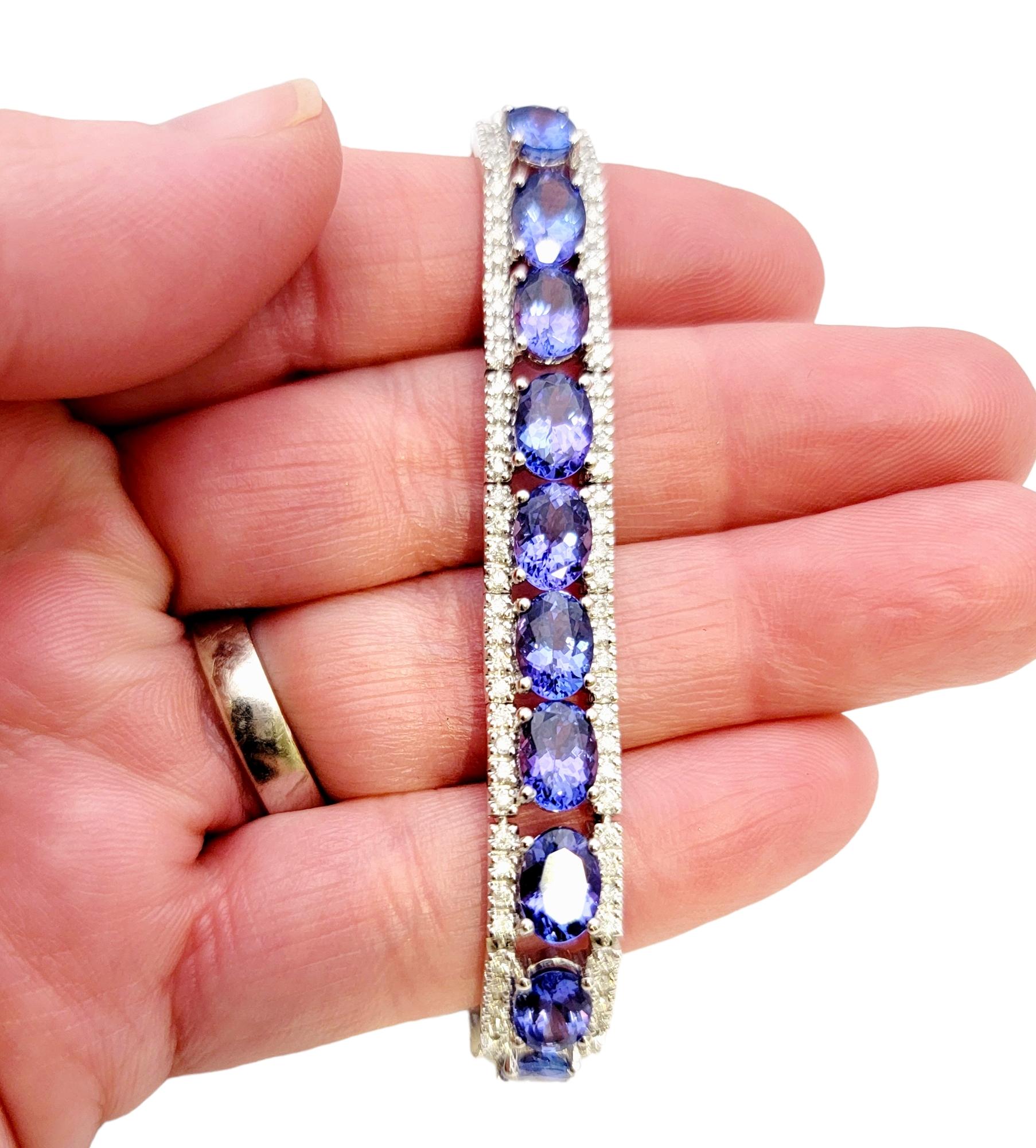26.75 Carat Total Oval Tanzanite and Pave Diamond Line Bracelet in White Gold For Sale 5
