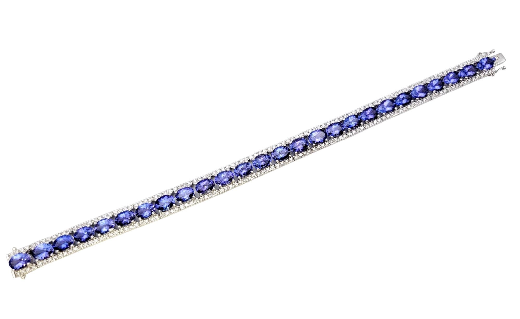 26.75 Carat Total Oval Tanzanite and Pave Diamond Line Bracelet in White Gold In Good Condition For Sale In Scottsdale, AZ