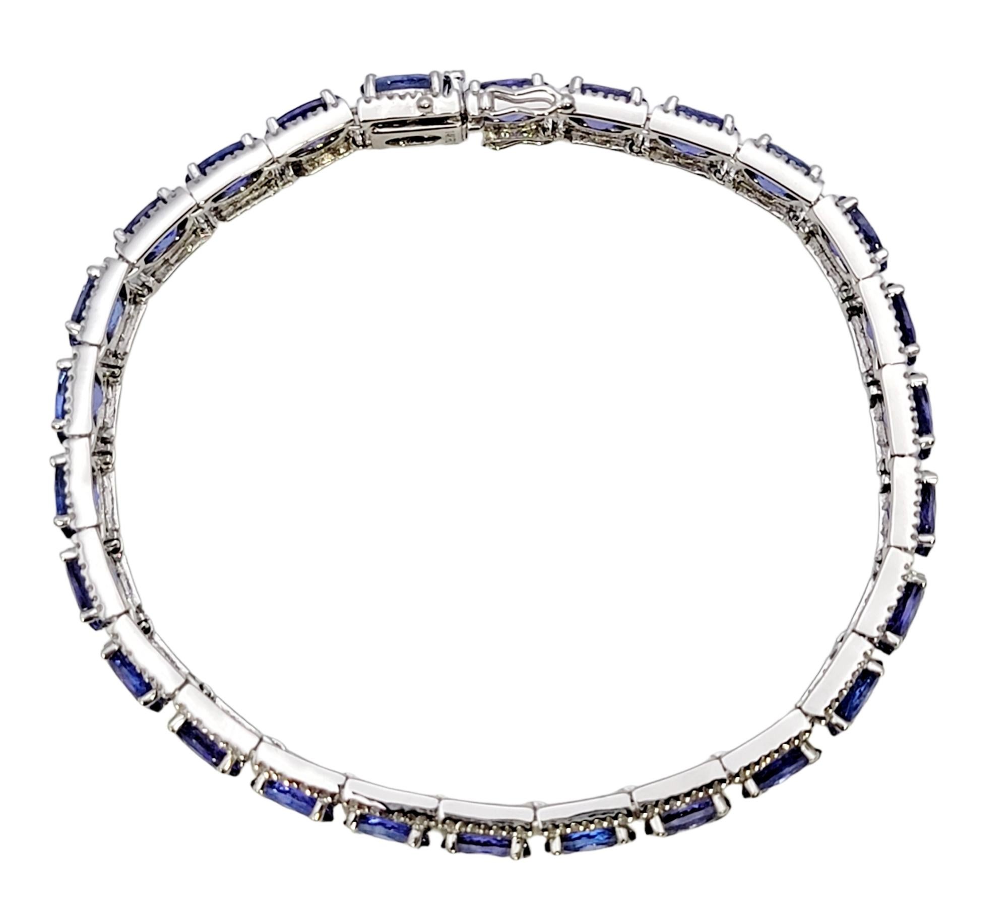 26.75 Carat Total Oval Tanzanite and Pave Diamond Line Bracelet in White Gold For Sale 1