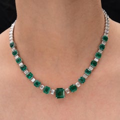 26.75Ct May Gemstone Emerald 9.51Ct Diamond Wedding Necklace 14 Karat White Gold