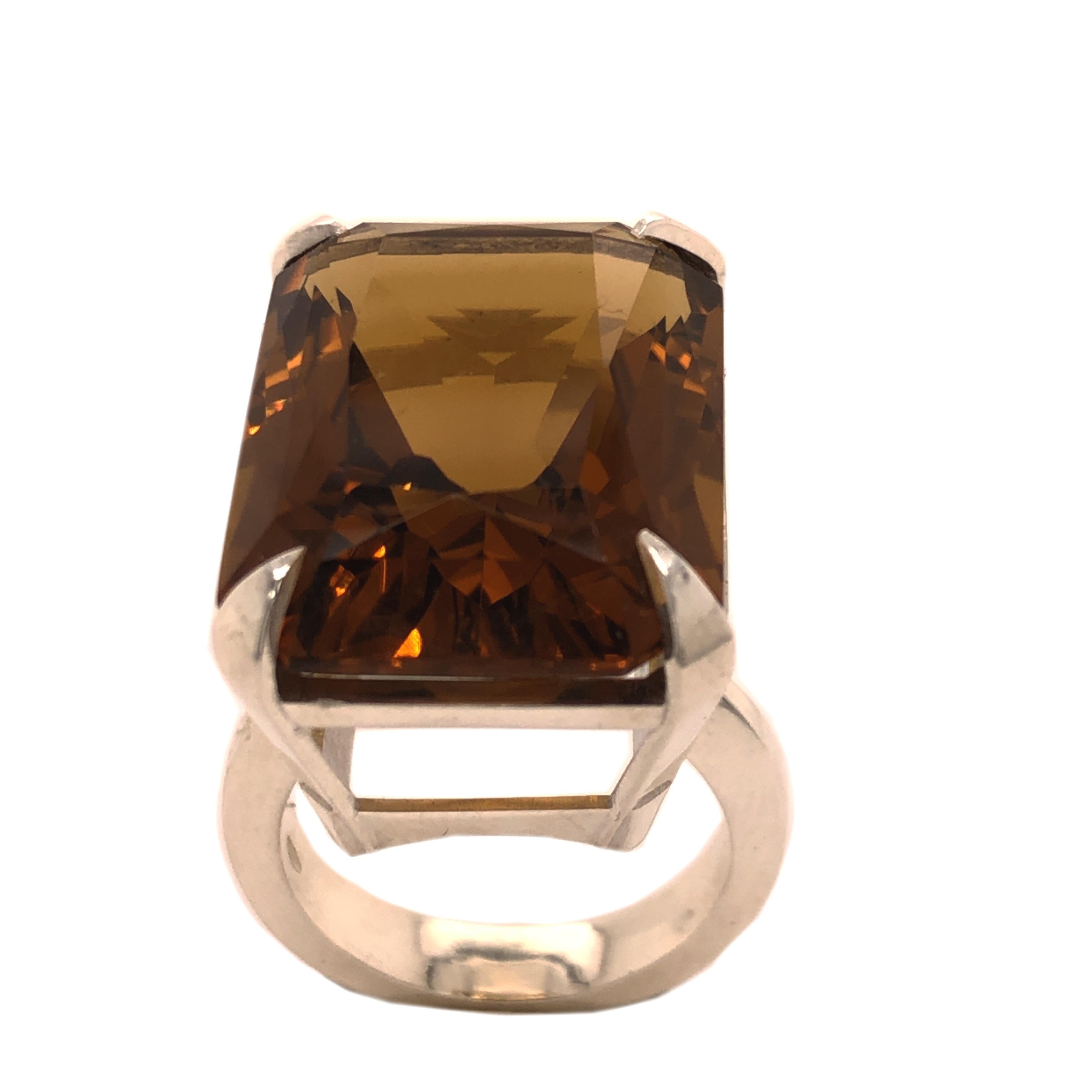 Berca 26.78 Karat Emerald Cut Natural Smoky Quartz Cocktail Ring In New Condition For Sale In Valenza, IT