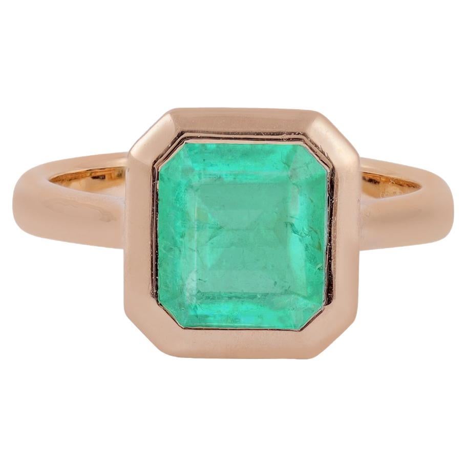 2.68 Carat Colombian Emerald Close Setting Ring in 18 Karat Yellow Gold For Sale