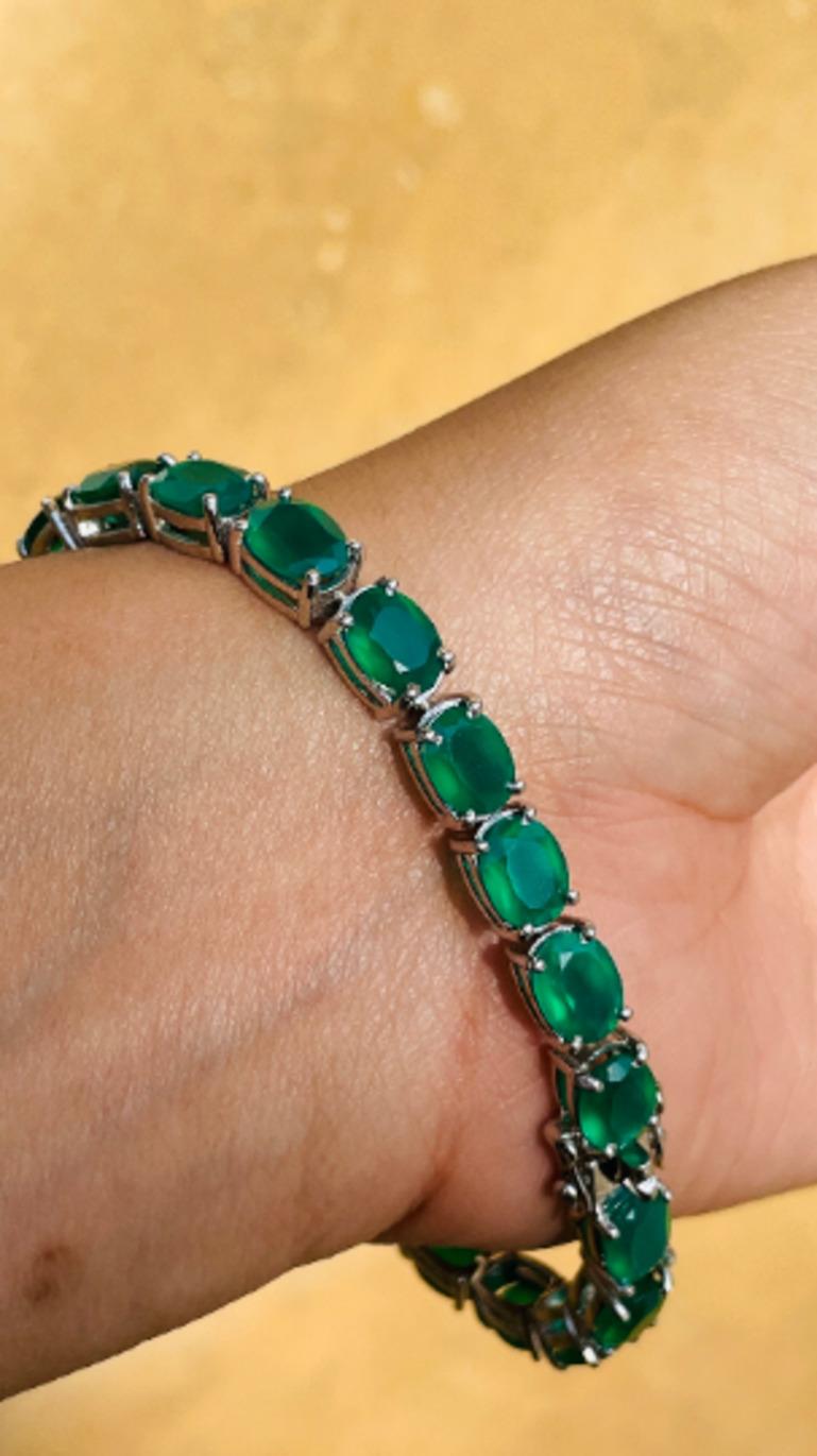 26.8 Carat Green Onyx Gemstone Tennis Bracelet Gift for Her in Sterling Silver For Sale 4