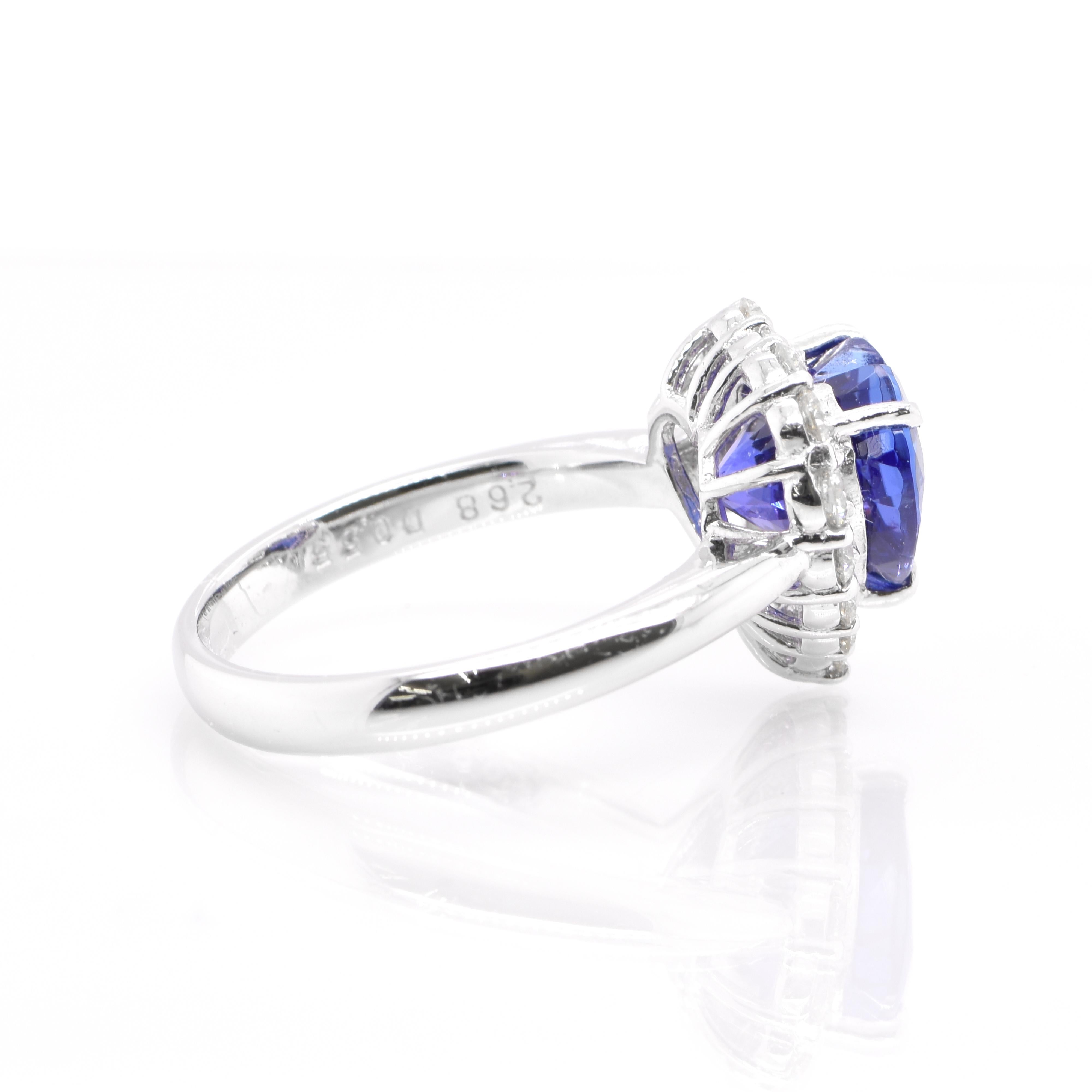 2.68 Carat, Natural, Heart-Shape Tanzanite and Diamond Halo Ring Set in Platinum In New Condition In Tokyo, JP