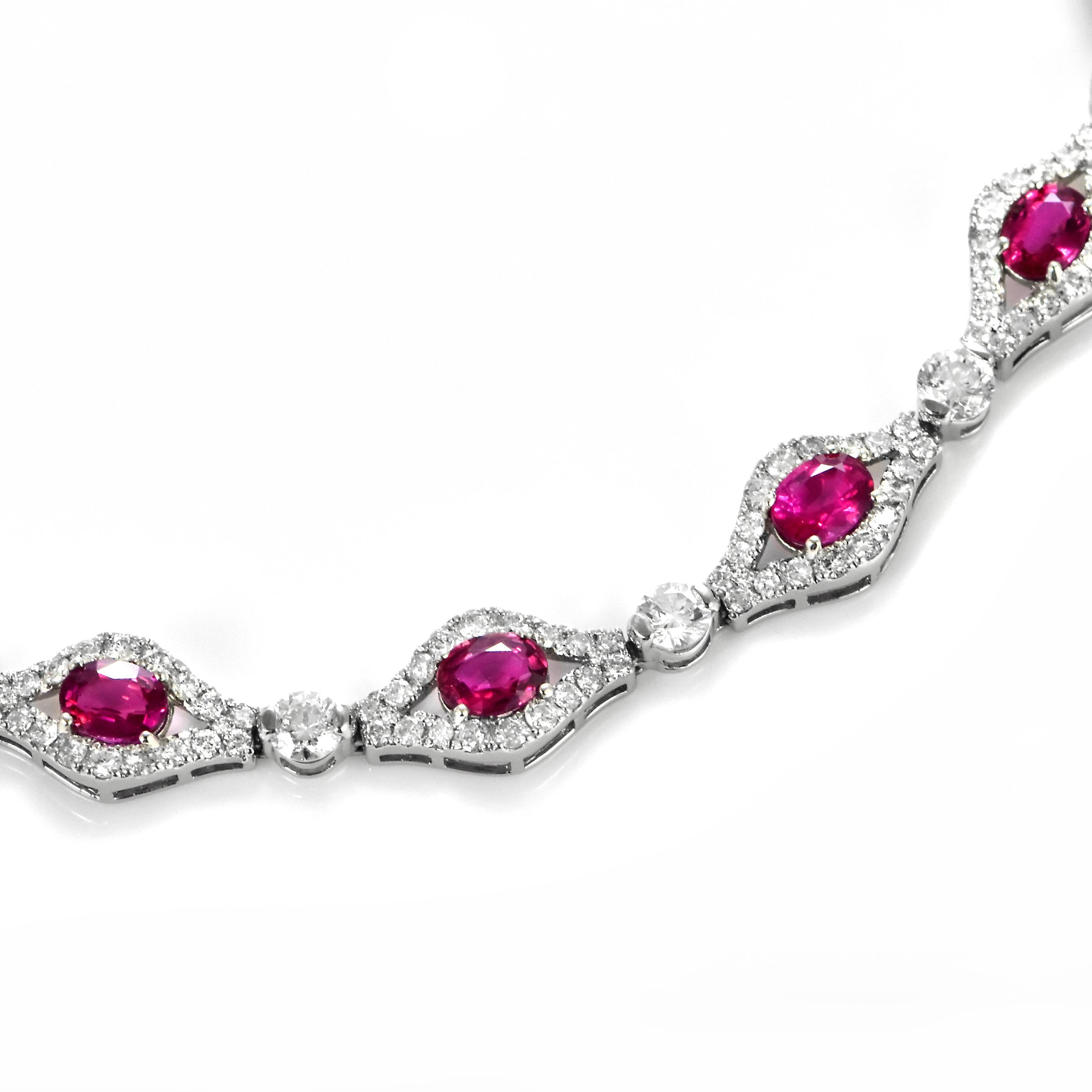 Bracelet en platine de 2.68 carats de rubis naturels non chauffés et de diamants en vente 7