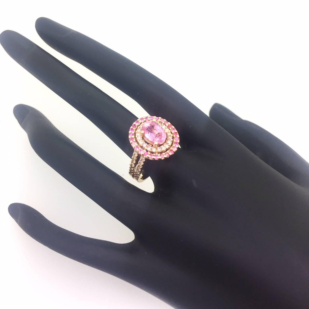 2.68 Carat Pink Sapphire Diamond 14 Karat Rose Gold Ring For Sale 2