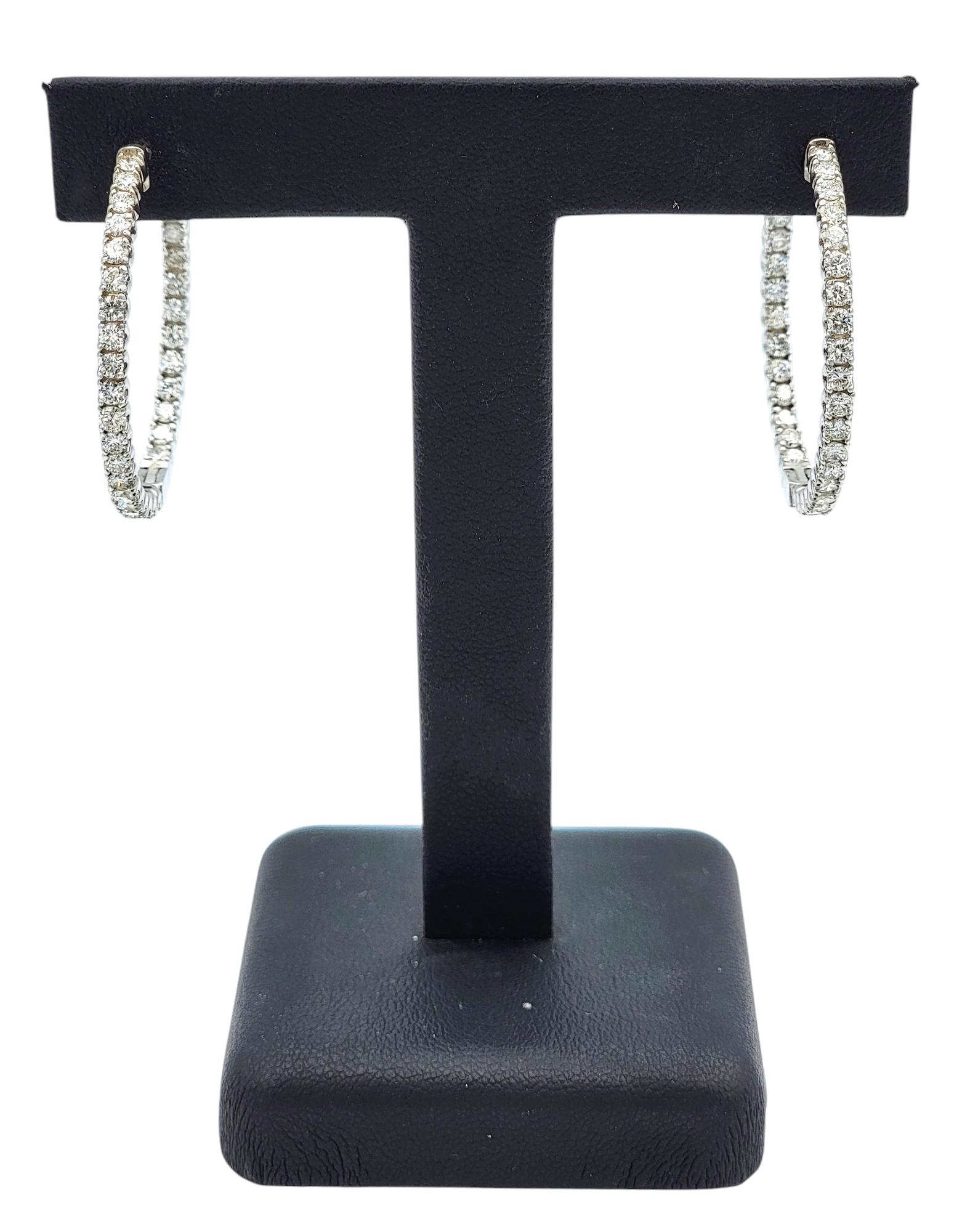 Boucles d'oreilles en or blanc 14 carats avec diamants ronds de 2,68 carats (Inside-Out) en vente 2