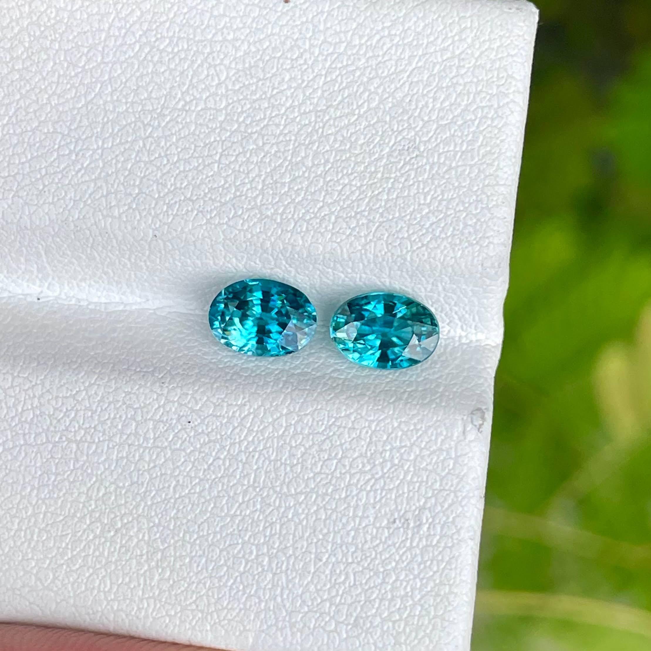 2.68 Carats Blue Loose Zircon Stone Pair Oval Cut Natural Cambodian Gemstone In New Condition For Sale In Bangkok, TH