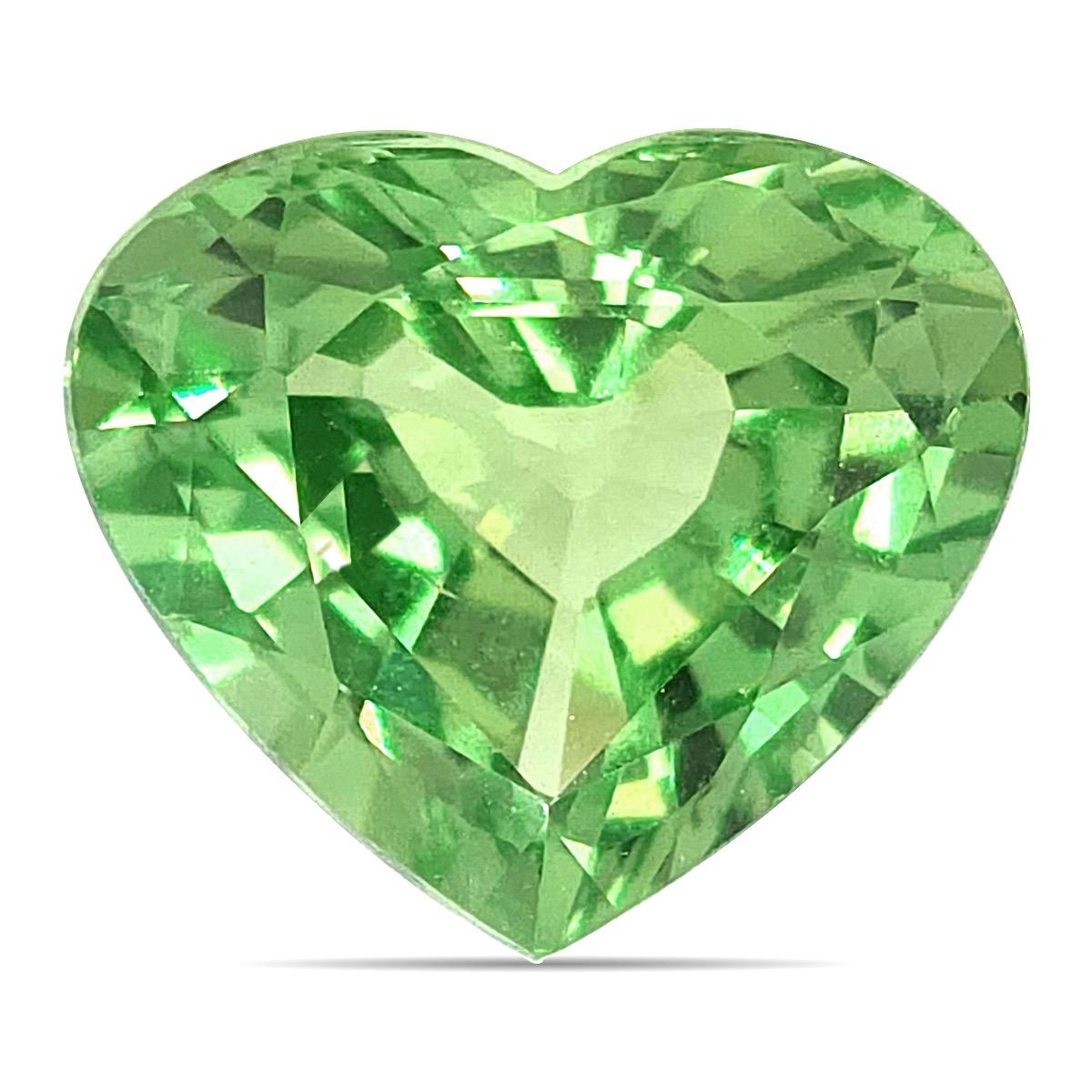 2.68 Carats Tsavorite  In New Condition For Sale In Los Angeles, CA