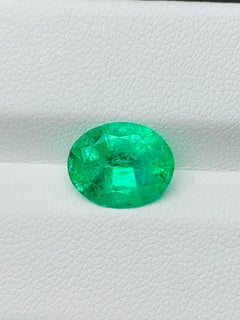 2.68 Ct GIA Certification Natural Emerald Russia No Oil eye clean Gemstone