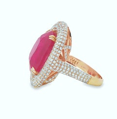 26,88 ctw Mid-Century Burmese Ruby & Diamant 18K Gelbgold Ring