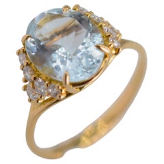 2.69 Carat Aquamarine and Diamond 18k Yellow Gold Contemporary Ring