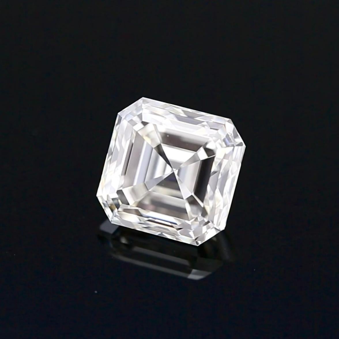 2.69 Carat G-VVS1 Square Emerald Cut Diamond – GIA Certified For Sale 1
