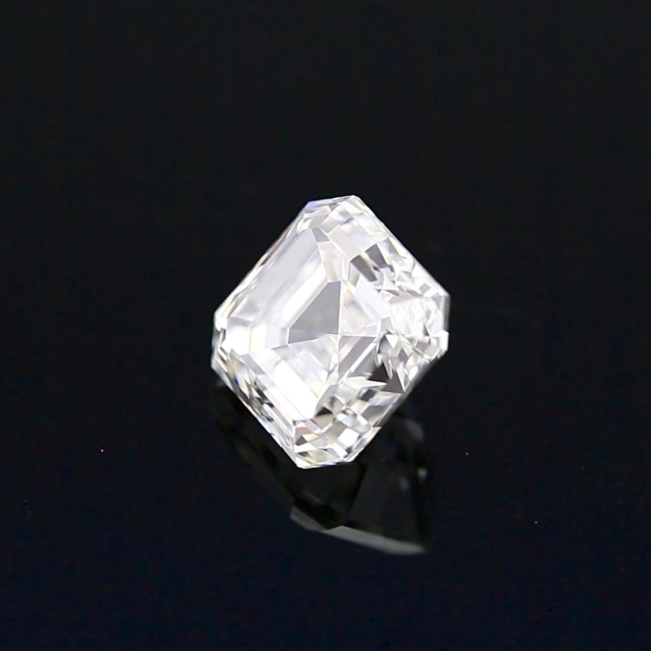 2.69 Carat G-VVS1 Square Emerald Cut Diamond – GIA Certified For Sale 3