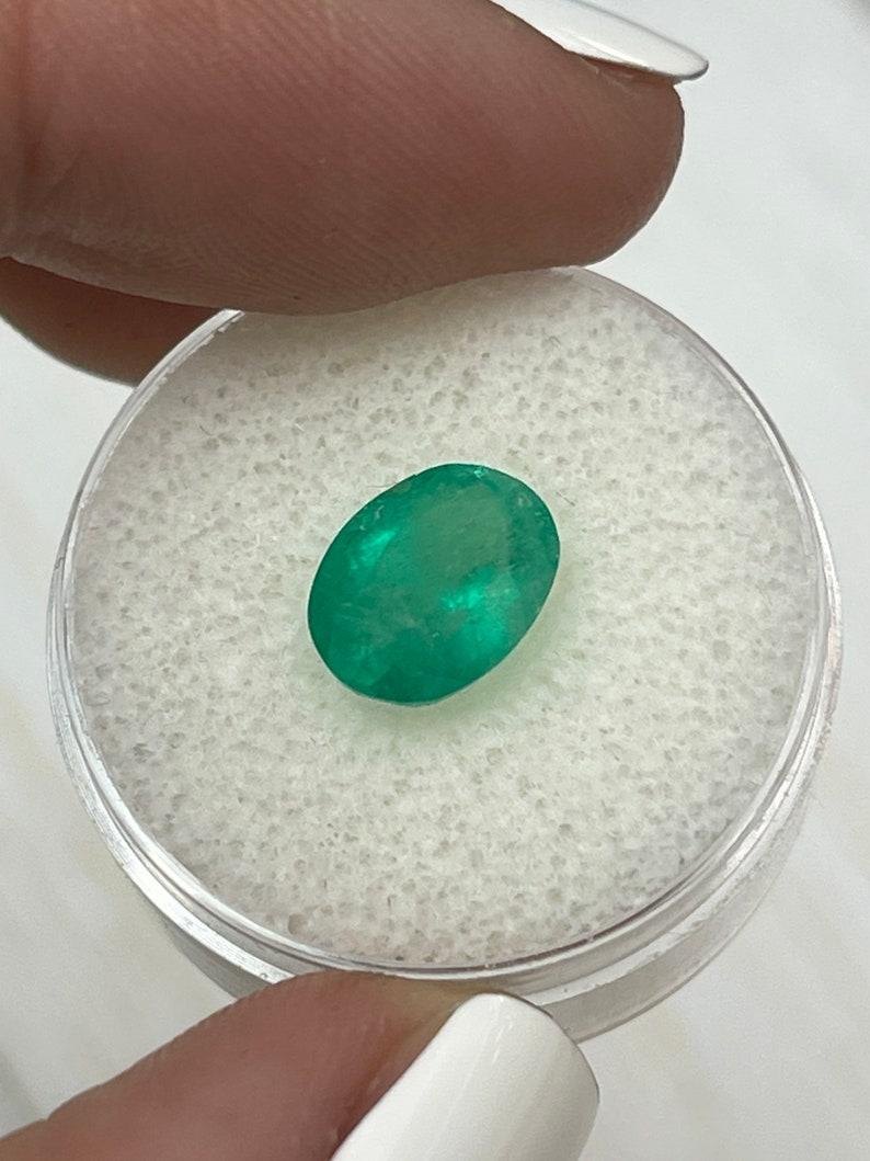 2.69 Carat Green Oval-Cut Colombian Emerald – May Birthstone Gem For Sale 1