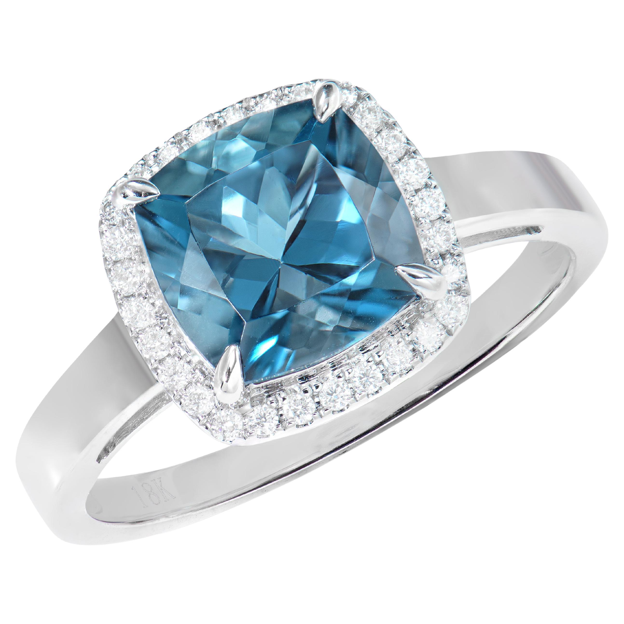 2,69 Karat Londoner Blauer Topas Fancy Ring aus 18 Karat Weißgold mit weißem Diamant im Angebot