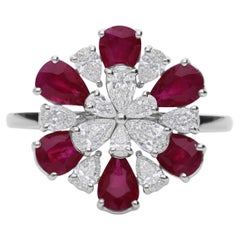 2,69 Quilates Gema de Rubí 1,04 Quilates SI/H Anillo de Diamantes 18 Quilates Oro Blanco