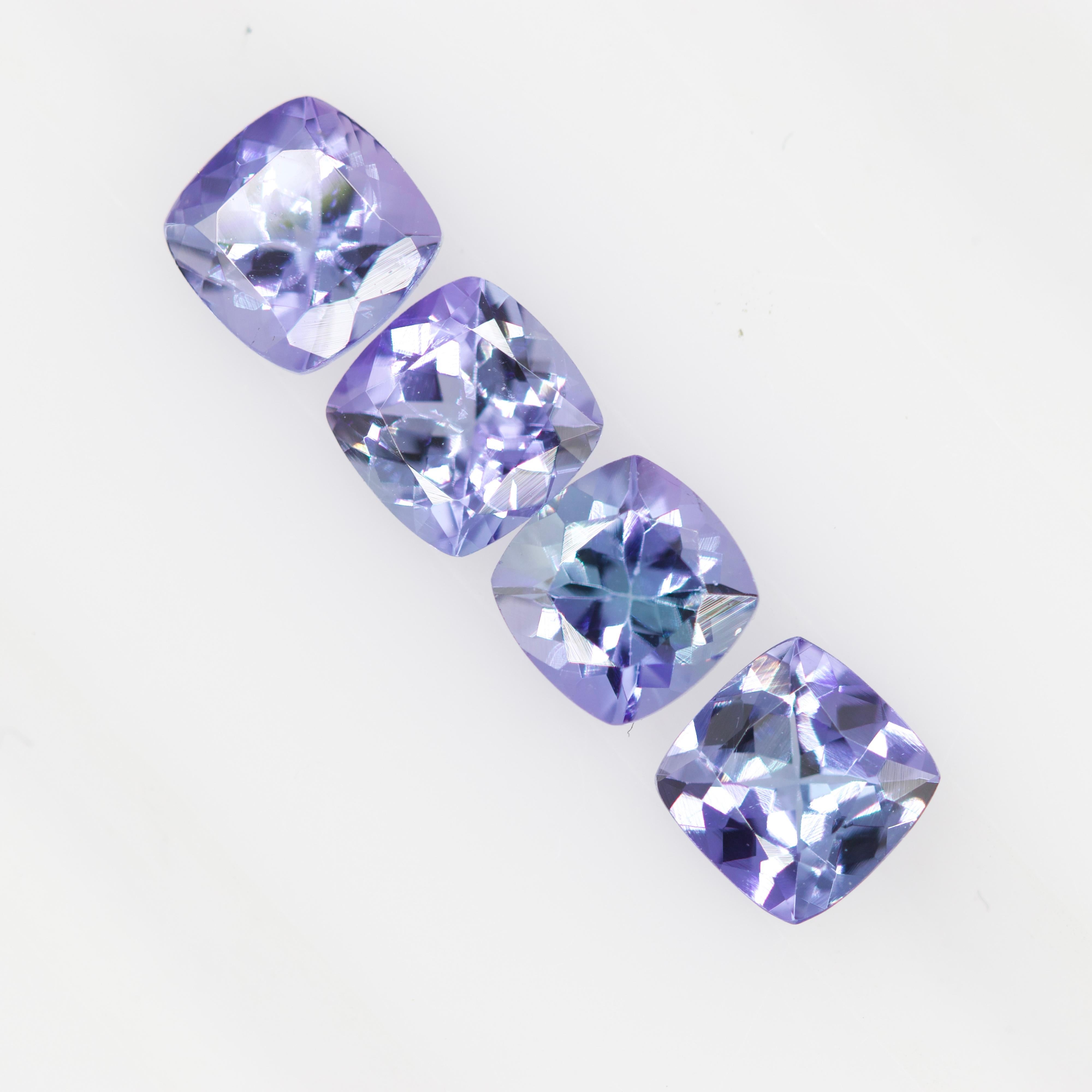 2,69 ct Natürliche Tansanite Edle lose Edelsteine - Individuell gestaltbare Schmuckstücke (Kissenschliff) im Angebot