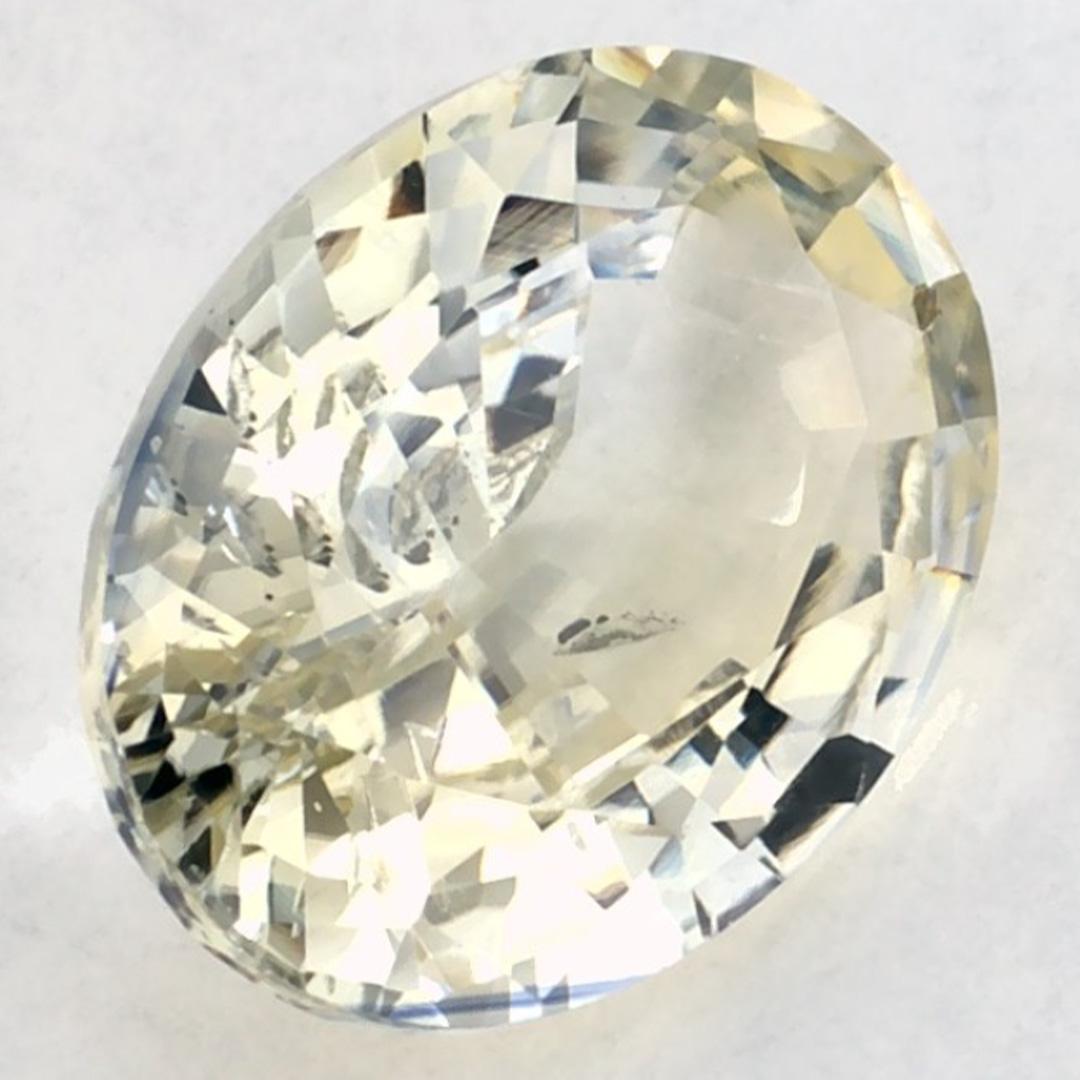 Taglio ovale 2.69 carati di zaffiro giallo ovale sfuso in vendita