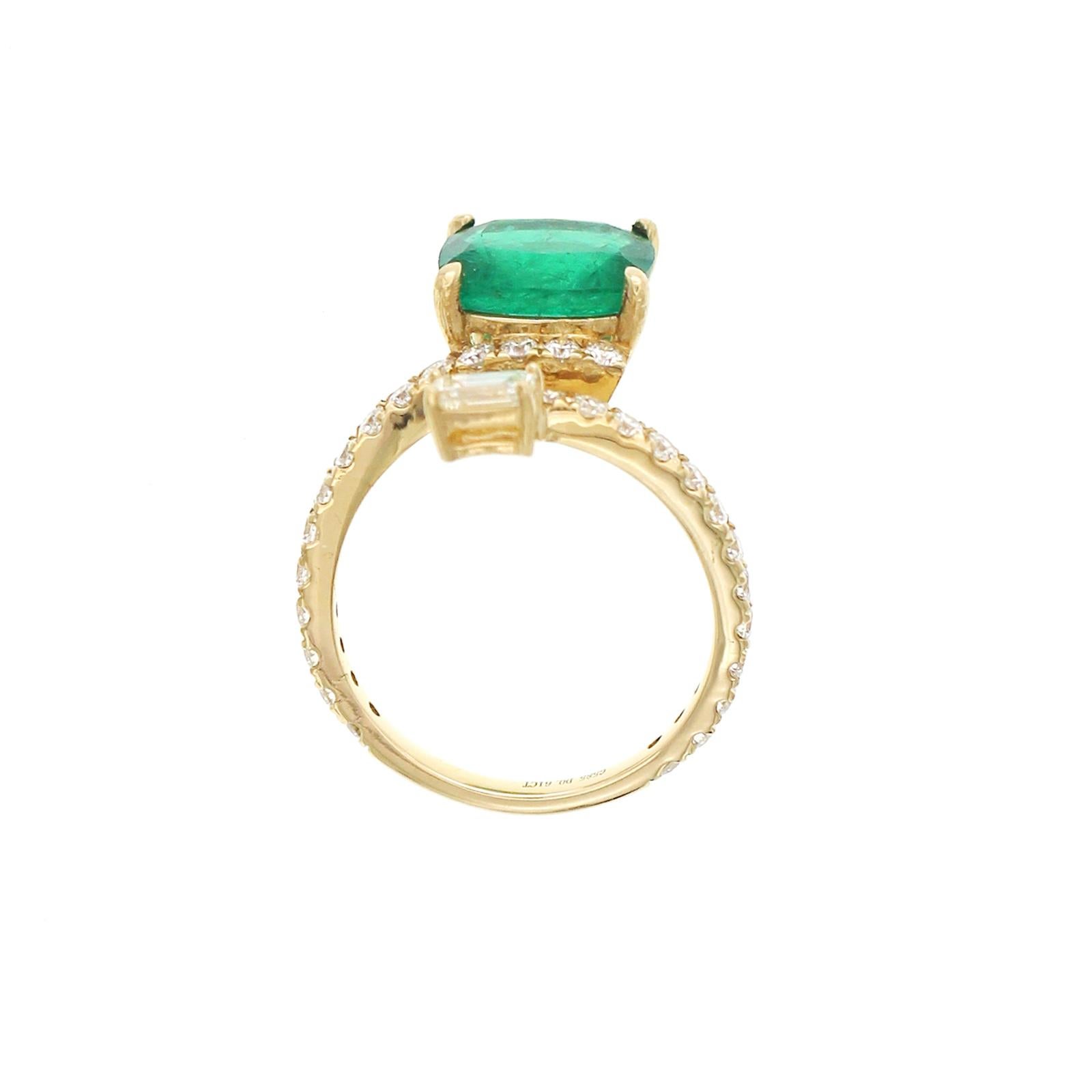 2.69 CT Zambian Emerald & 0.90 CT Diamonds in 14K Yellow Gold Engagement Ring For Sale 3