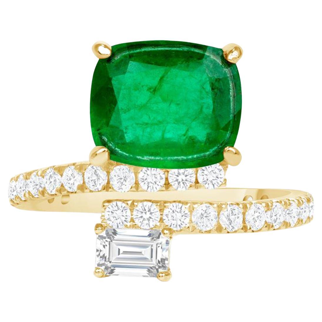 2.69 CT Zambian Emerald & 0.90 CT Diamonds in 14K Yellow Gold Engagement Ring For Sale