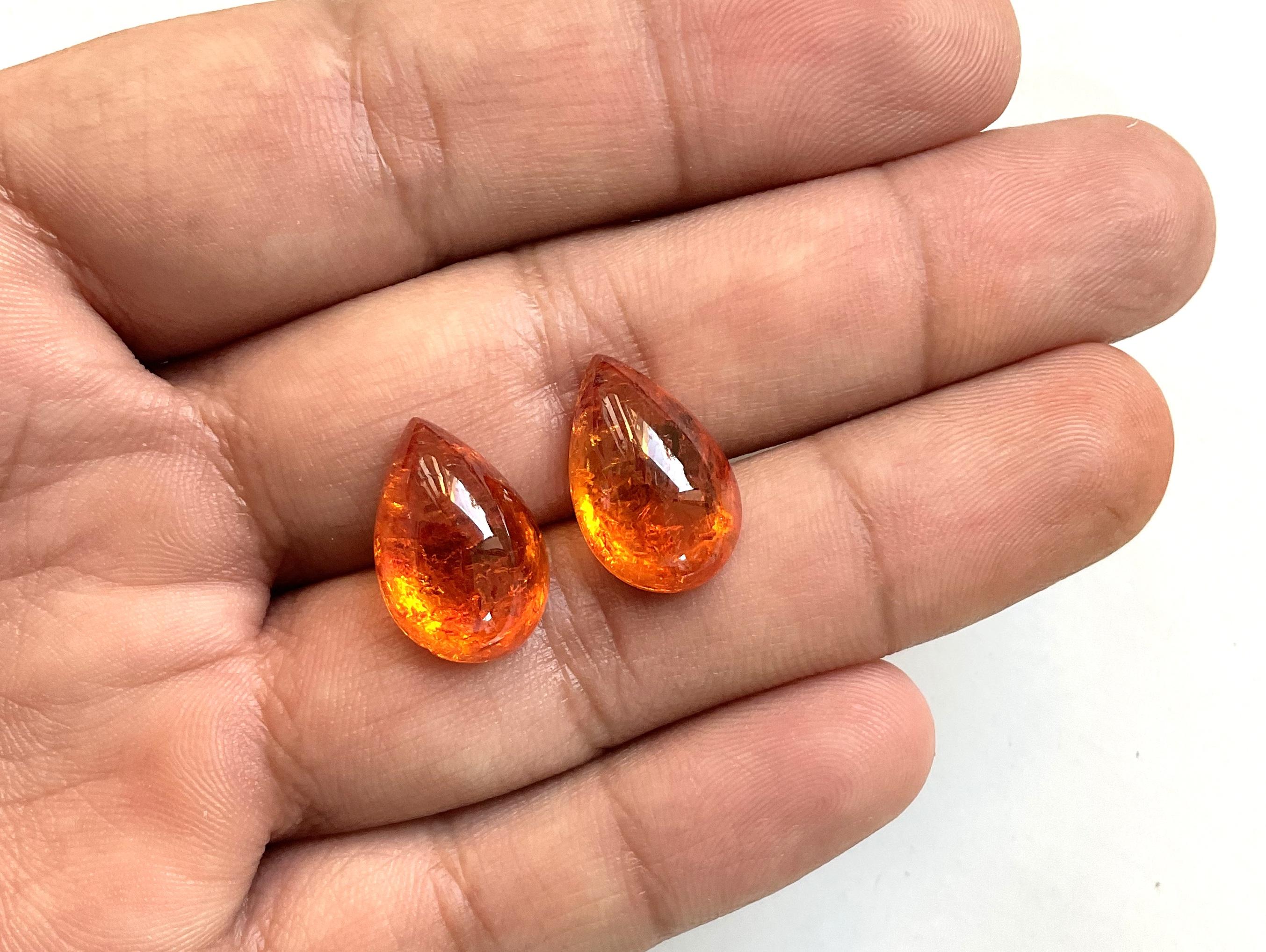26,90 Carati di Granato Fanta Spessartite Pera 2 Pezzi Gemma Naturale di Alta Qualità in vendita 1