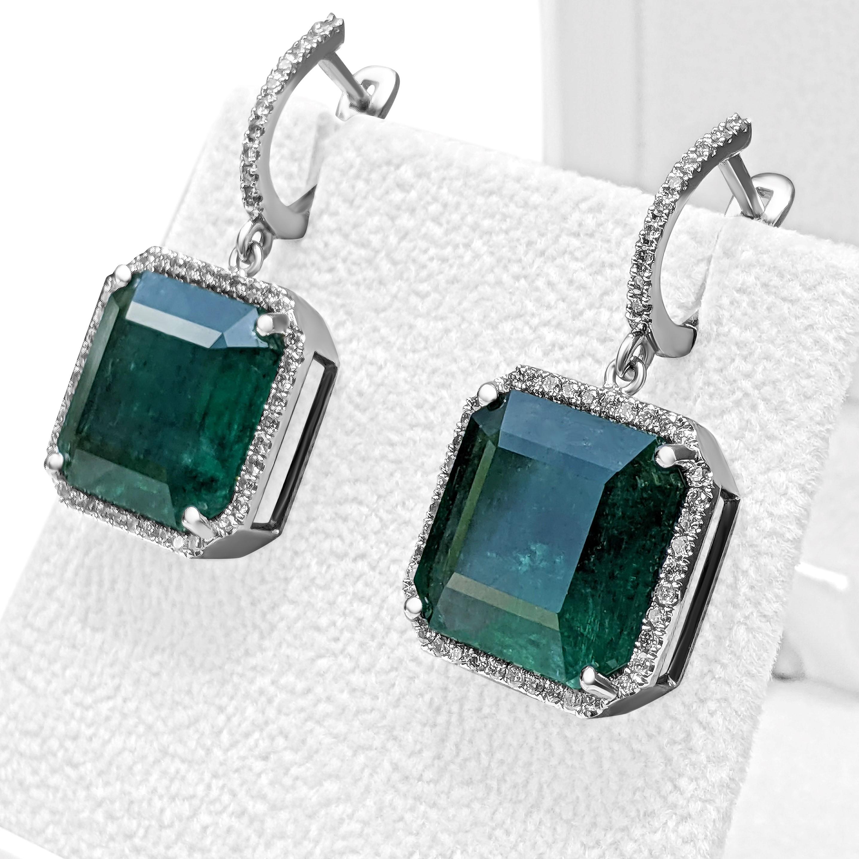 26.96 Carat Emerald and 1.20 Ct Diamonds - 14 kt. White gold - Earrings 6