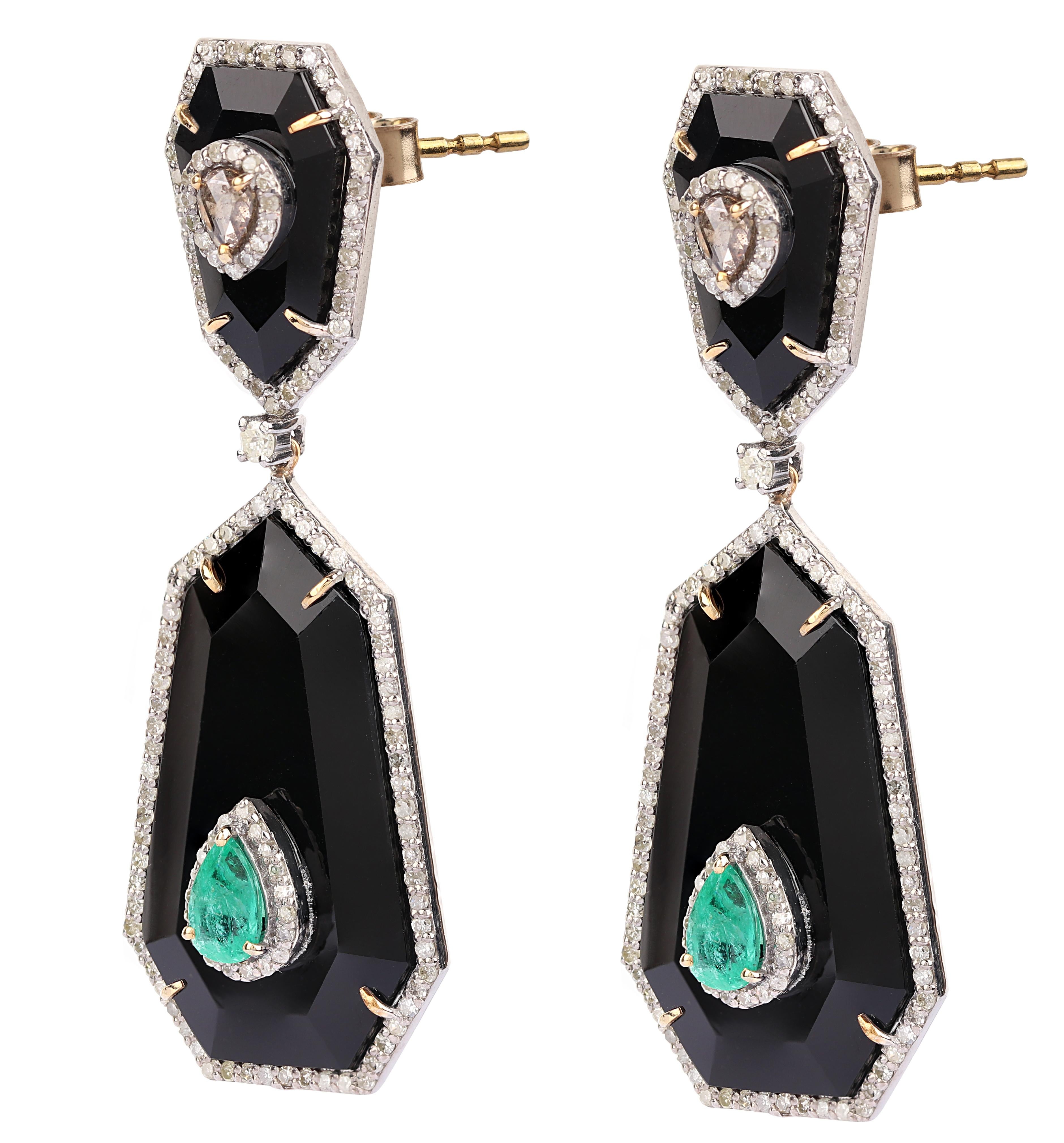 Pear Cut 26.97 Carats Diamond, Emerald, and Black Onyx Drop Earrings in Modern Style For Sale