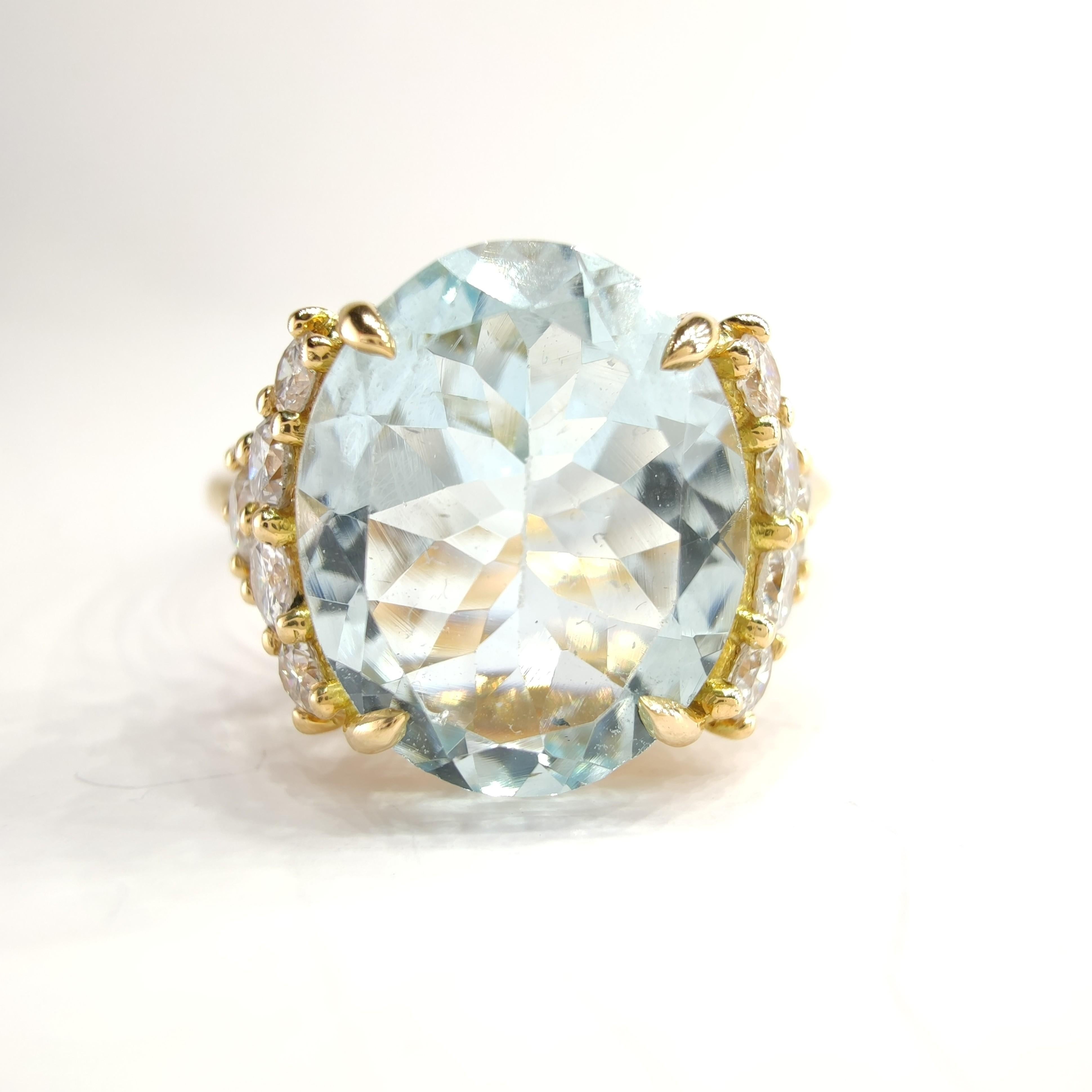 De las mujeres Aguamarina Natural 2,69ct  Anillo de diamantes de 0,35 ct en oro amarillo de 18 quilates -Contemporáneo en venta