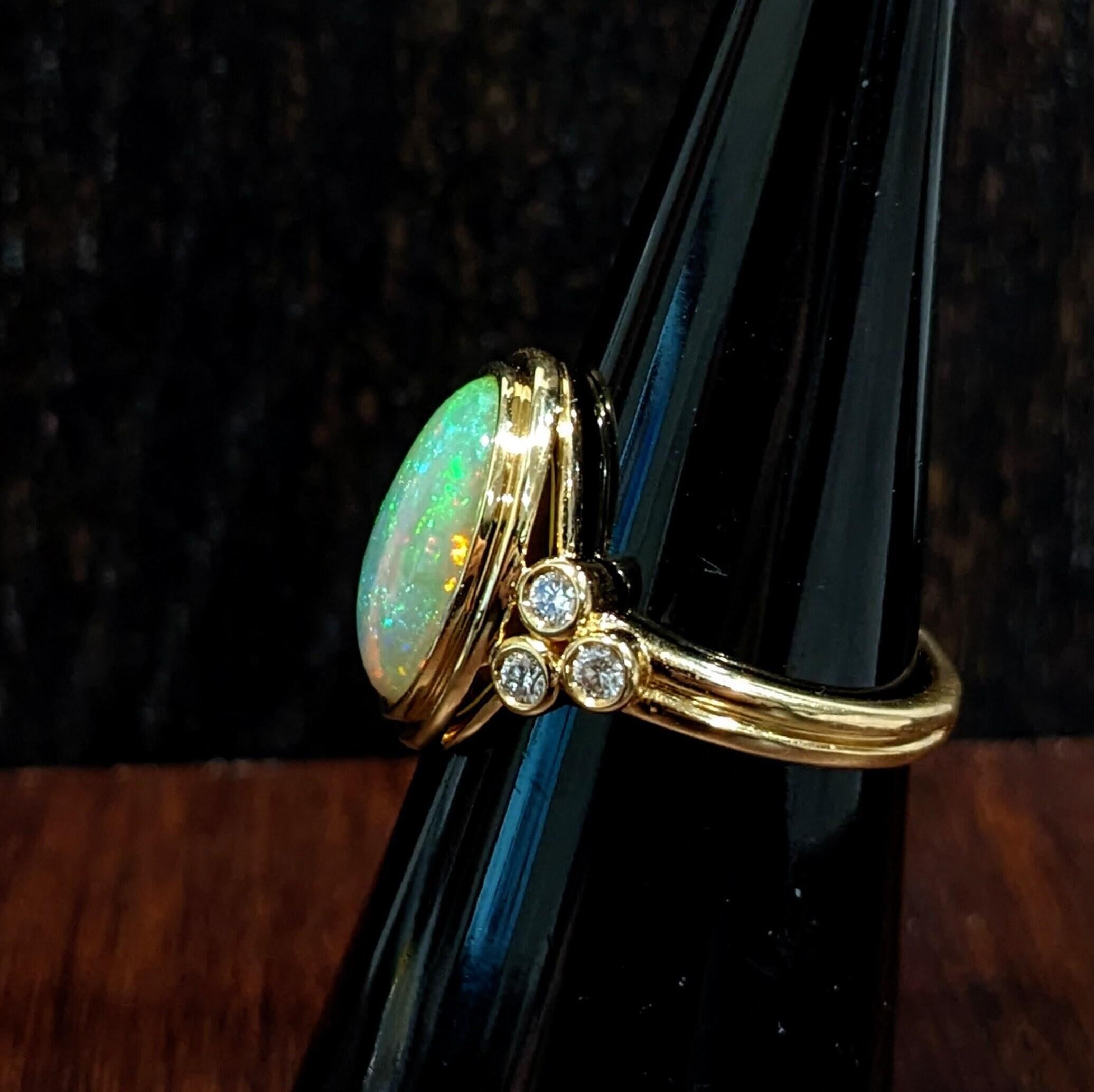 Art Deco 2.6ct Ethiopian Opal Ring w Earth Mined Diamonds in Solid 14k Gold Oval 13x10mm For Sale