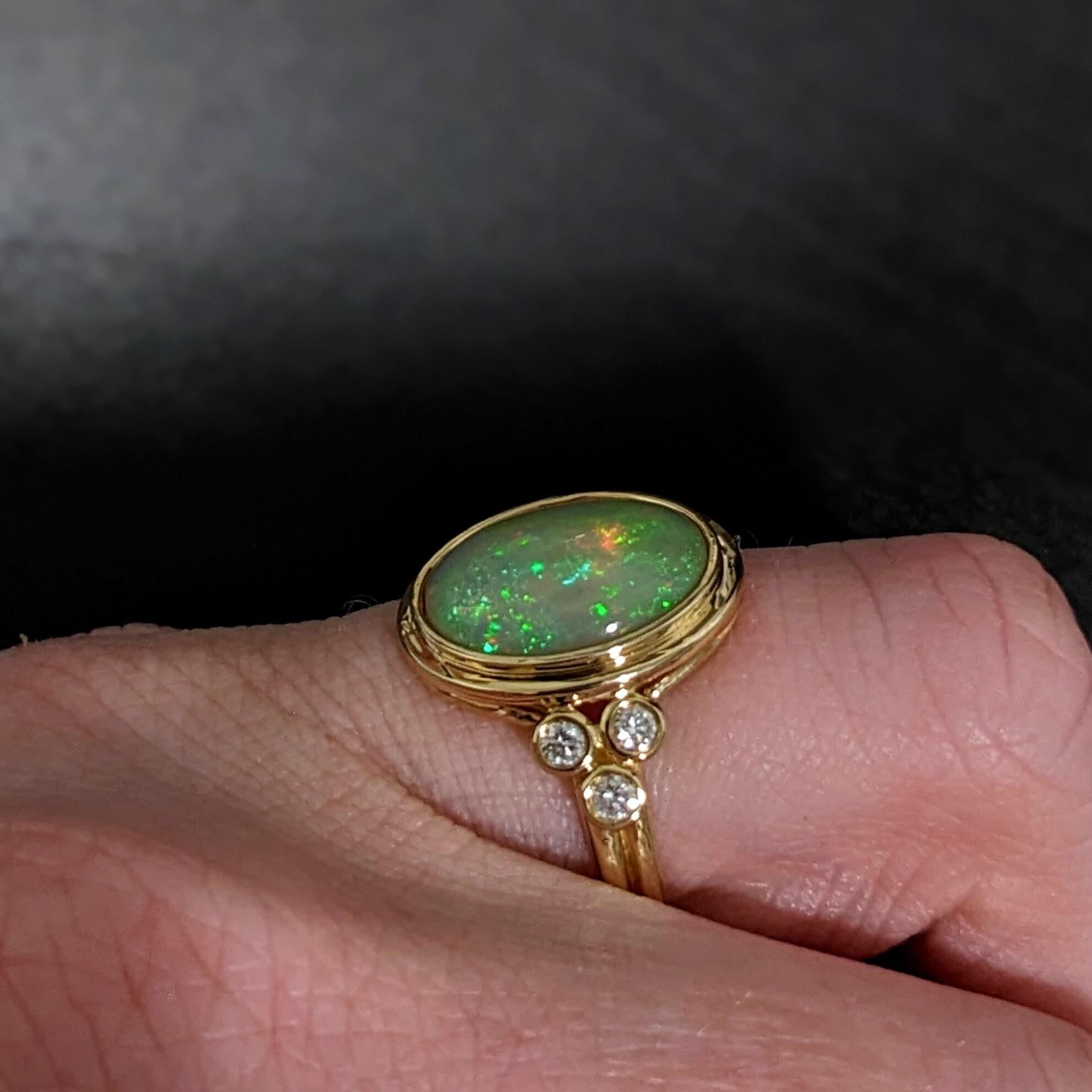 2.6ct Ethiopian Opal Ring w Earth Mined Diamonds in Solid 14k Gold Oval 13x10mm For Sale 3