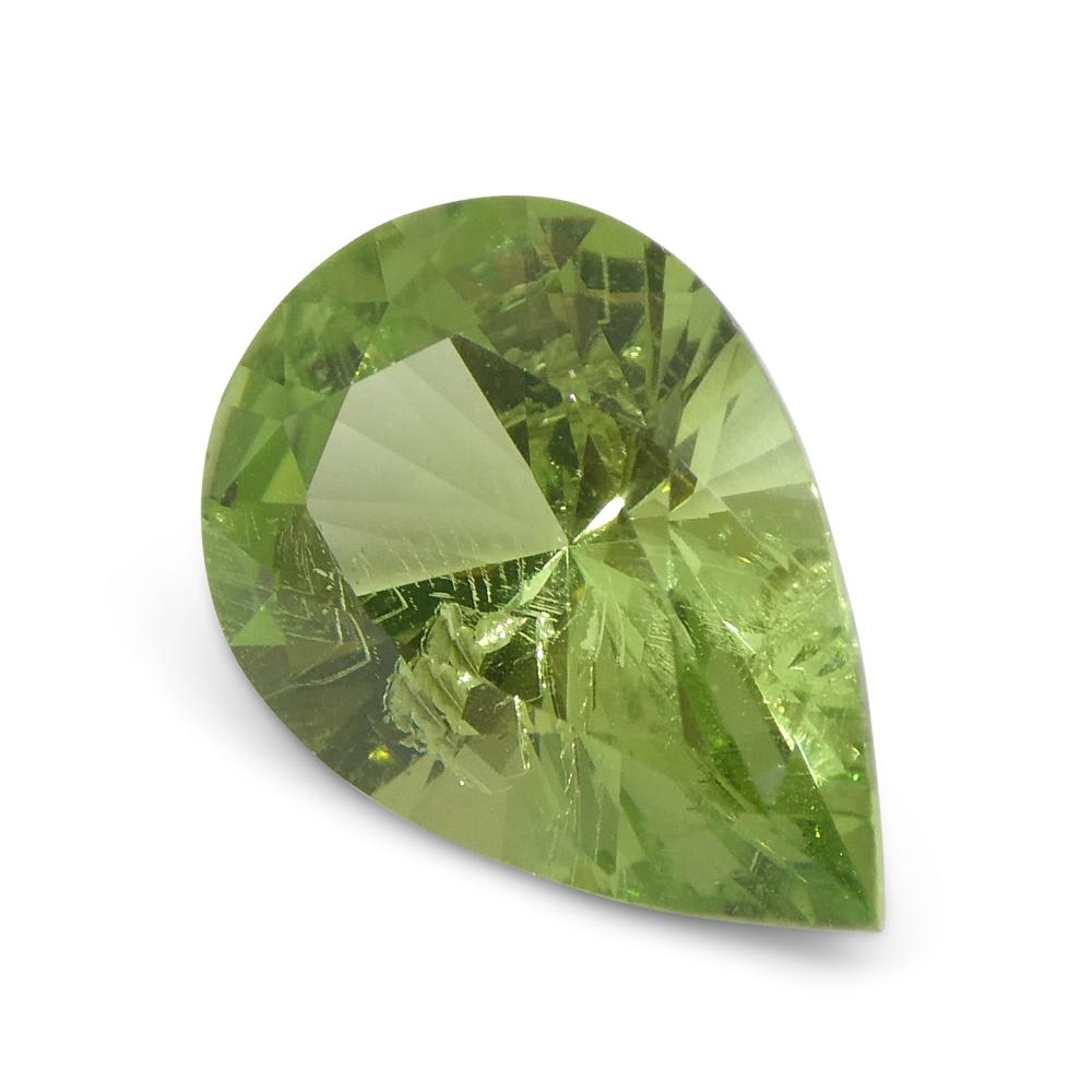 2.6ct Pear Green Mint Garnet from Tanzania In New Condition For Sale In Toronto, Ontario