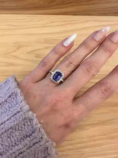 2.6ct Statement Tanzanite Ring with Natural Diamond Halo: Solid 14K Gold, 9x7mm