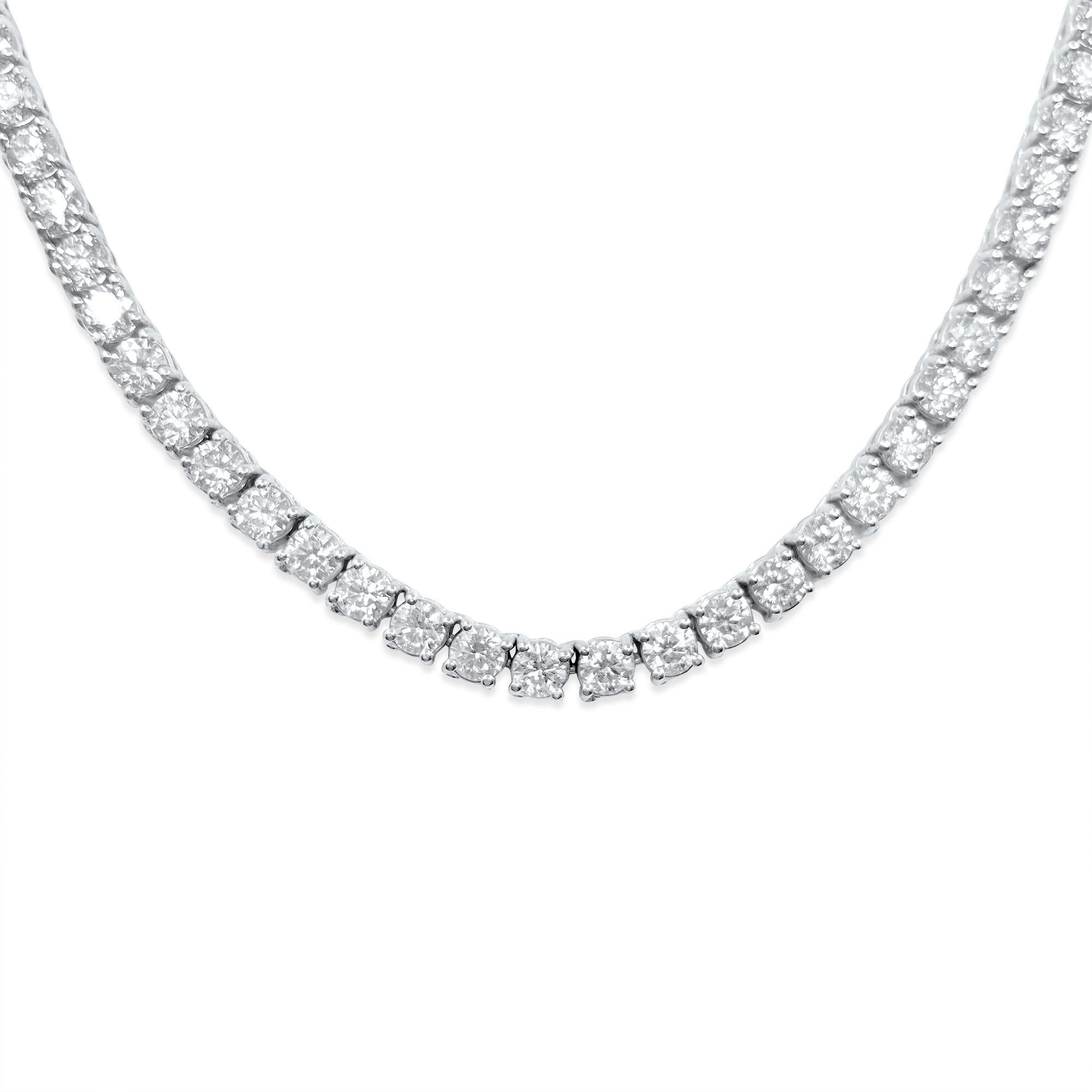 Contemporary 26CT VVS Diamond Tennis Necklace Unisex For Sale