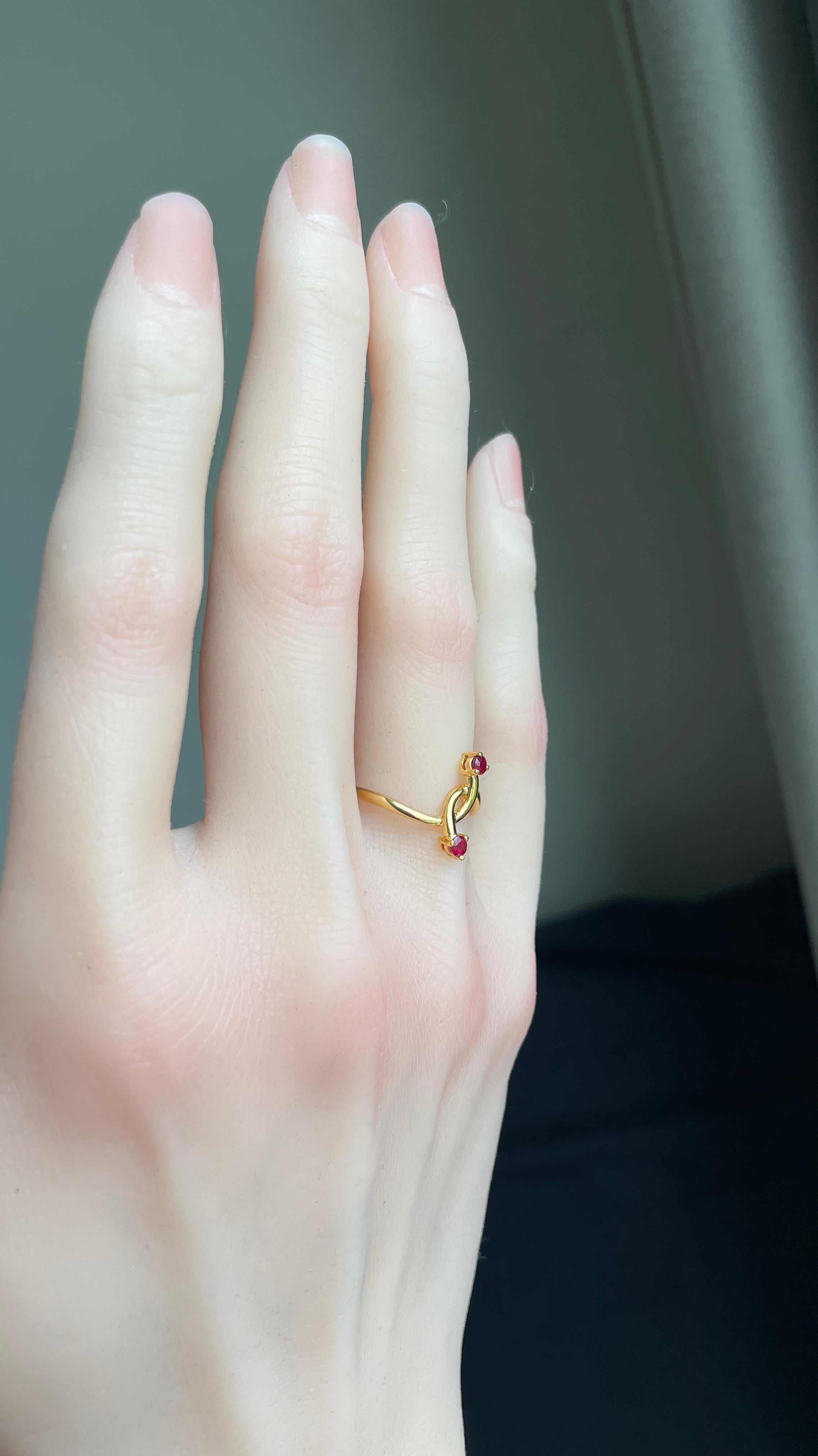 Art déco 2.6mm Bague en rubis non chauffé de Birmanie de couleur sang de pigeon (Bague en rubis de Birmanie) en vente