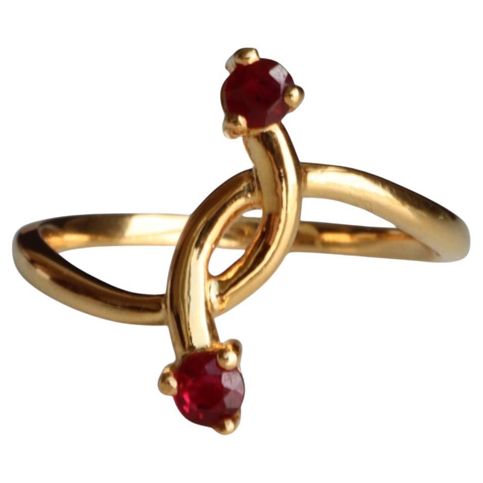 2.6mm Bague en rubis non chauffé de Birmanie de couleur sang de pigeon (Bague en rubis de Birmanie) en vente