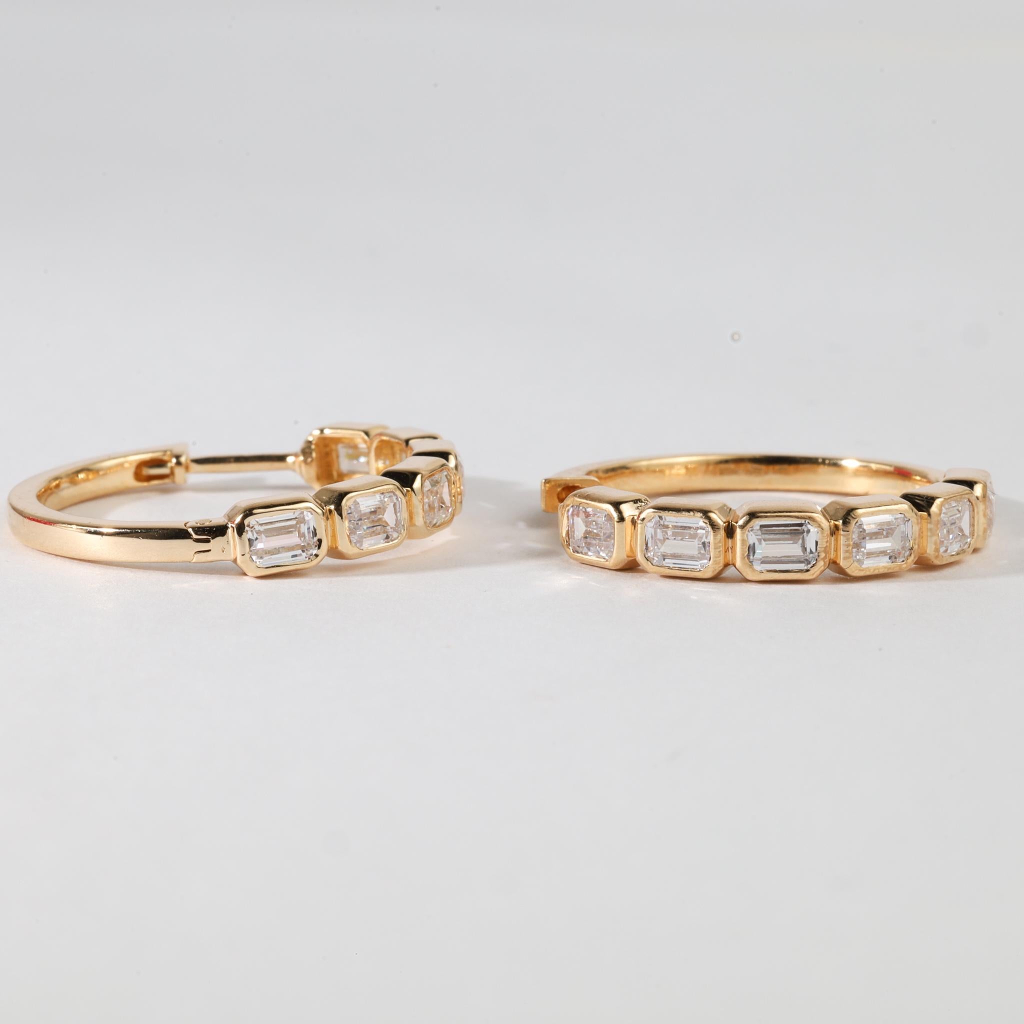 2,6 tcw natürlicher Smaragdschliff-Diamant-Ohrring aus 18 Karat Gelbgold - Farbe VS G (Art déco) im Angebot