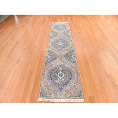 2'6"x10' Gray Real Silk & Textured Wool Mughal Design Hand Knotted Runner Rug