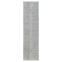 2'6 "x10' Grauer handgewebter Läufer aus Wolle und Seide auf Pflanzenbasis