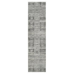 2'6 "x10' Hellgrauer handgeknüpfter, moderner, gelöschter Design-Teppich aus natürlicher Wolle